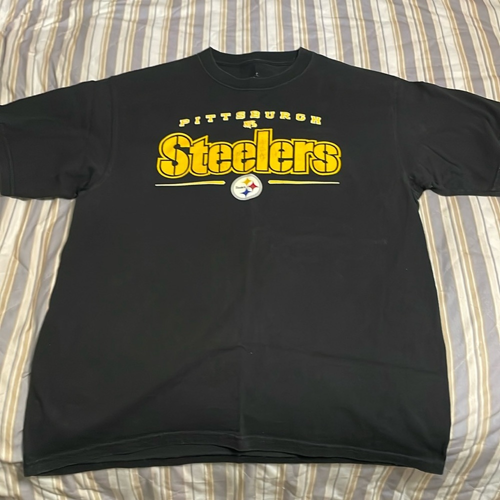 Vintage, black, short sleeve stealer T-shirt, 100% cotton size large